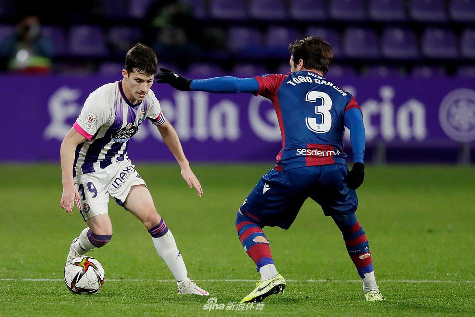 纽卡斯尔联队对英联赛杯的评价分析研究